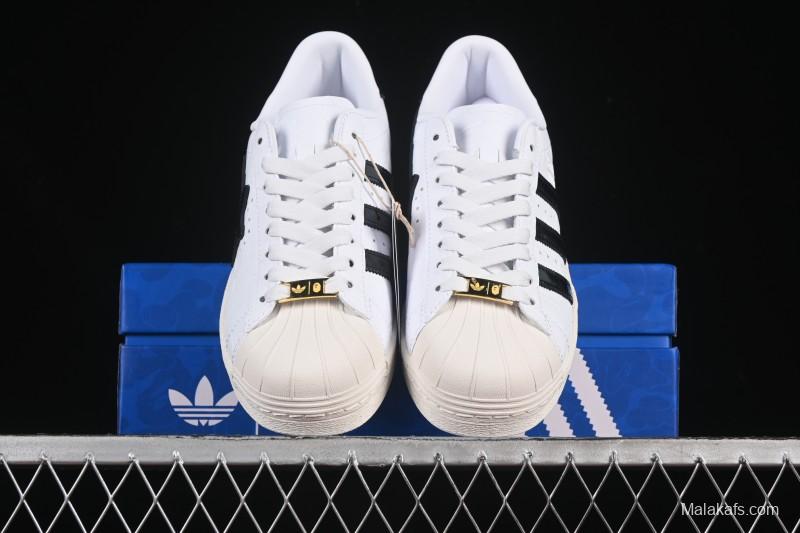 Adidas Bape Superstar Casual Sneakers with Shell Toe Design - JR2701
