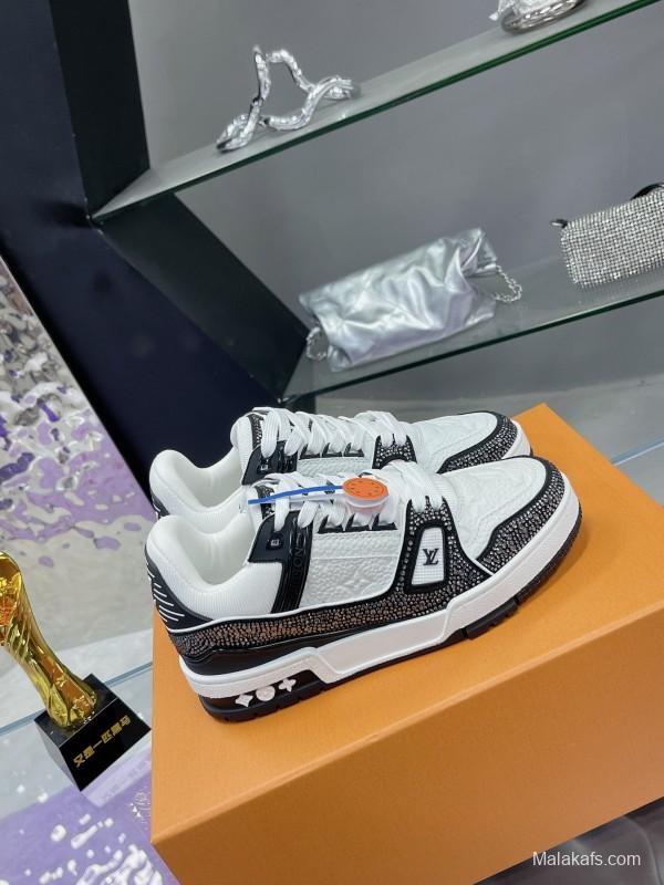 2025 Unisex Louis Vuitton White Black Leather Fabric Plimsolls Handcrafted Rhinestones AS00400