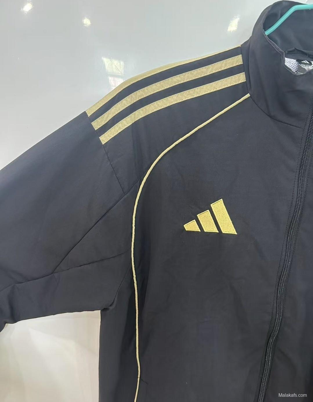 25/26 Liverpool Black Windbreaker