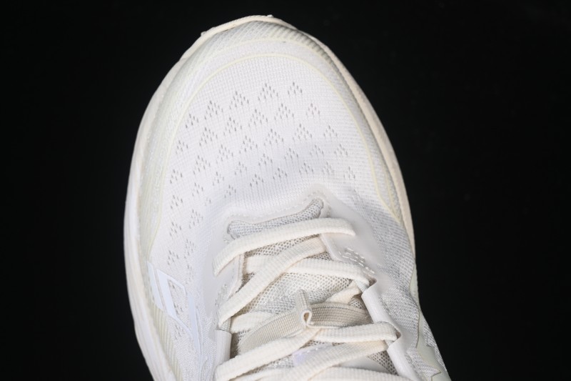 Asics Trabuco Max 4 Professional Running Shoes with Breathable Design - 1011B976-100