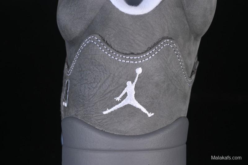 Nike Air Jordan 5 Retro Basketball Shoes with Wolf Grey Design - DD0587-002