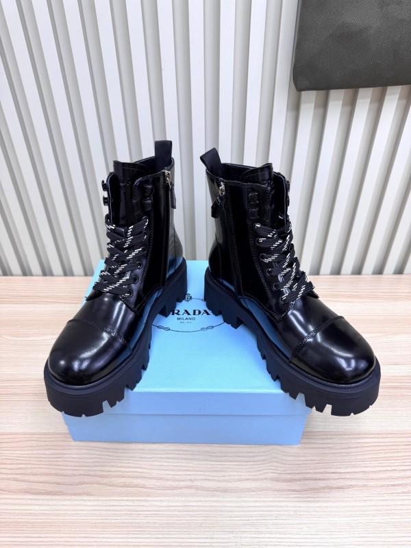 Prada 2025 SS Platform Martin Boots with Classic Triangle Logo - LY0350