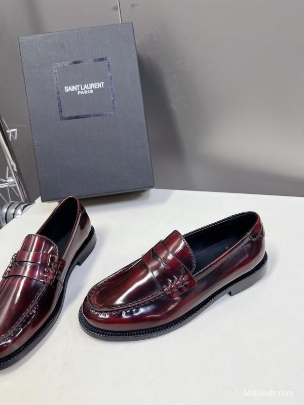 Saint Laurent Classic Loafer Flats - KFY00350