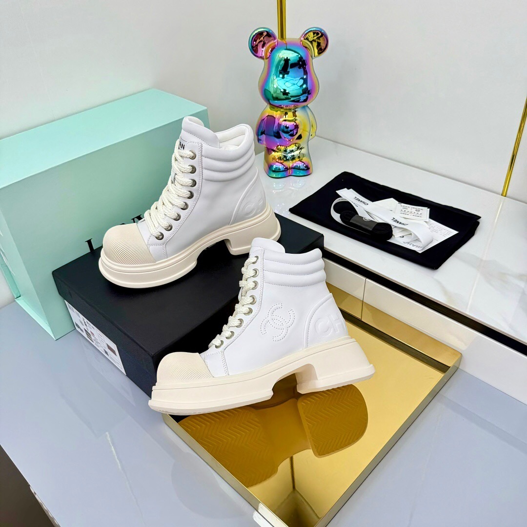 Chanel 2025 SS Short Boots Essential Heavy Duty Autumn Winter Collection - LY00400