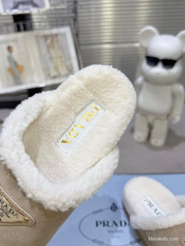 Prada 2025 Fall Winter New Fur Mule Triangle Buckle Bread Toe Half Slipper - KFY00270