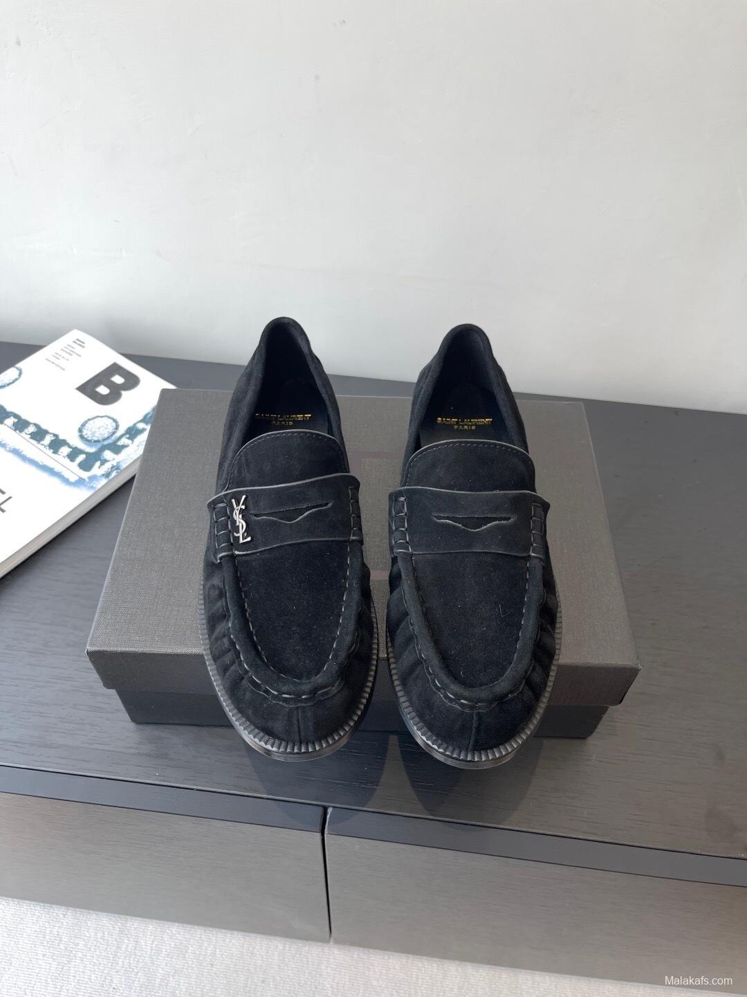 Saint Laurent Classic Loafer Mule Flats - KFY00350