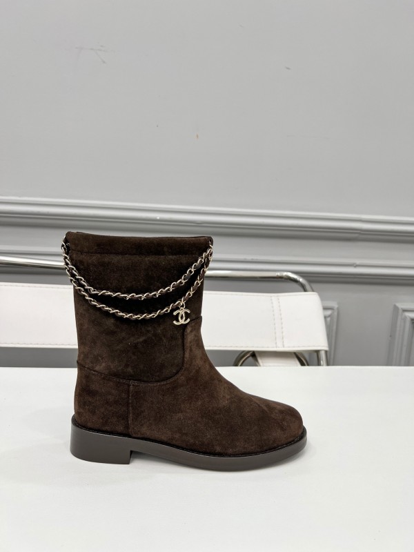 Chanel 2025 SS Quilted Chain Four-Leaf Clover CC Flat Ankle Boots - LY00400