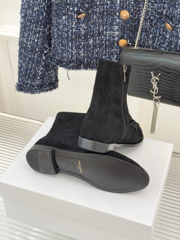 Saint Laurent YSL Letter Loaf Short Boots with Pleated Edge - KFY00430