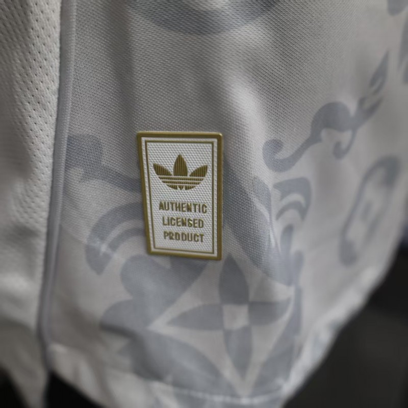 25/26 Player Version  Real Madrid Special Edition White Jersey