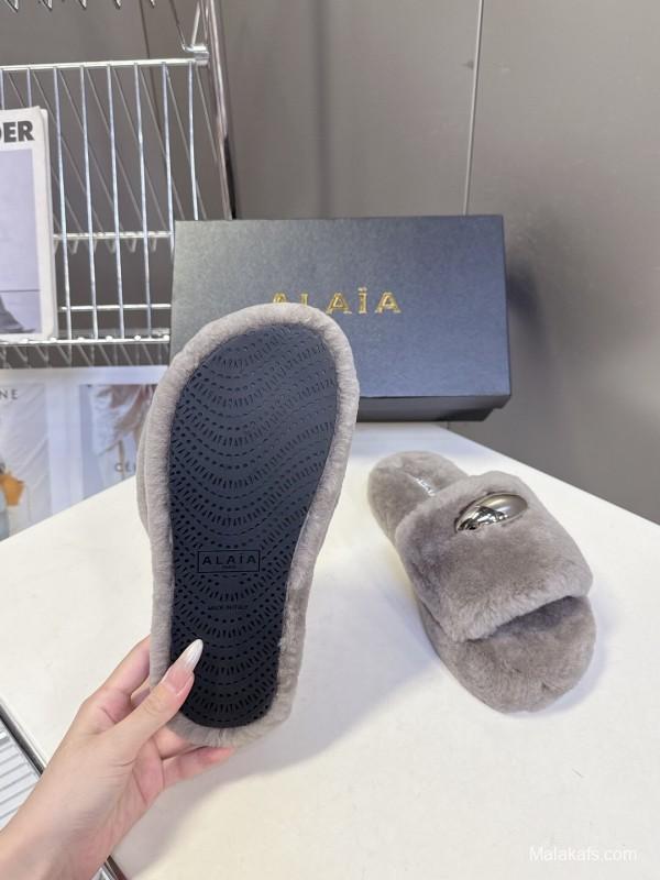 ALAÏA Fall/Winter 2025 Latest Fur Slippers - KFY00230