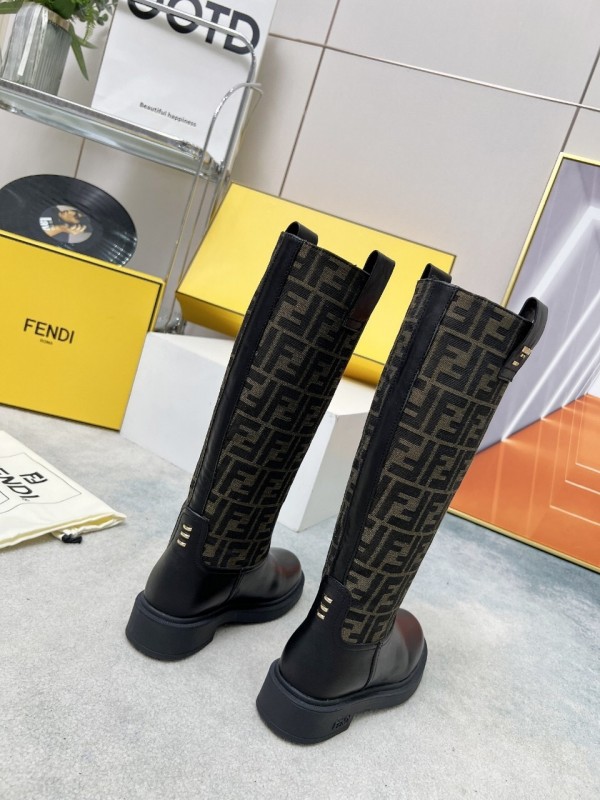 FENDI 2025/SS Fall Winter Monogram Platform High Boots - LY00400