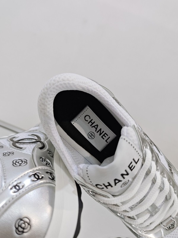 Chanel 2025 SS Limited Edition Silver Horn King 2nd Generation Unisex Sneakers - KFY00340
