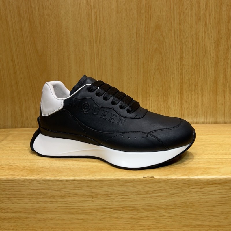 Alexander McQueen Spring 2025 Platform Sneakers with Logo Print - AS00320