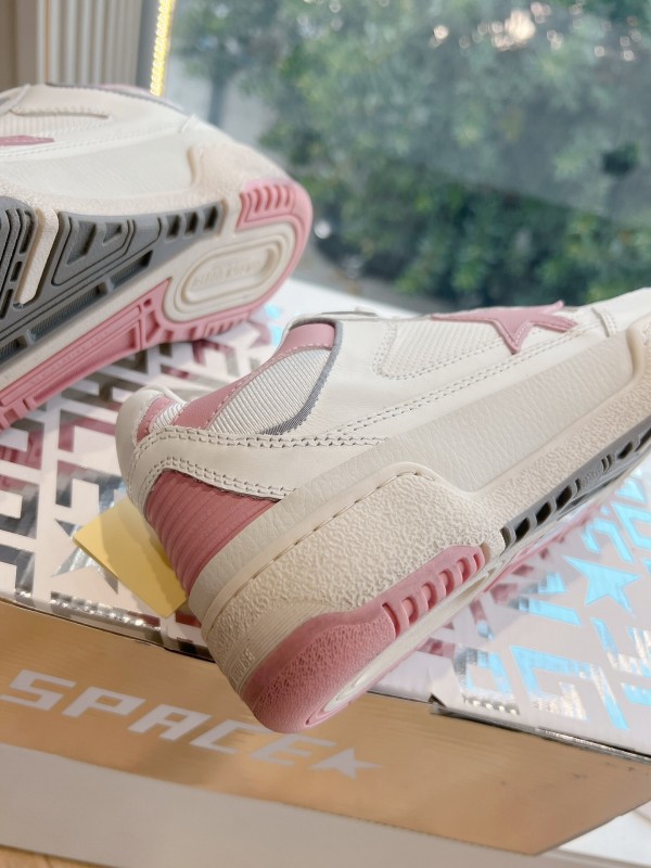 Golden Goose G411 Spring Summer Retro Running Shoes with Soft Sole - KFY00320