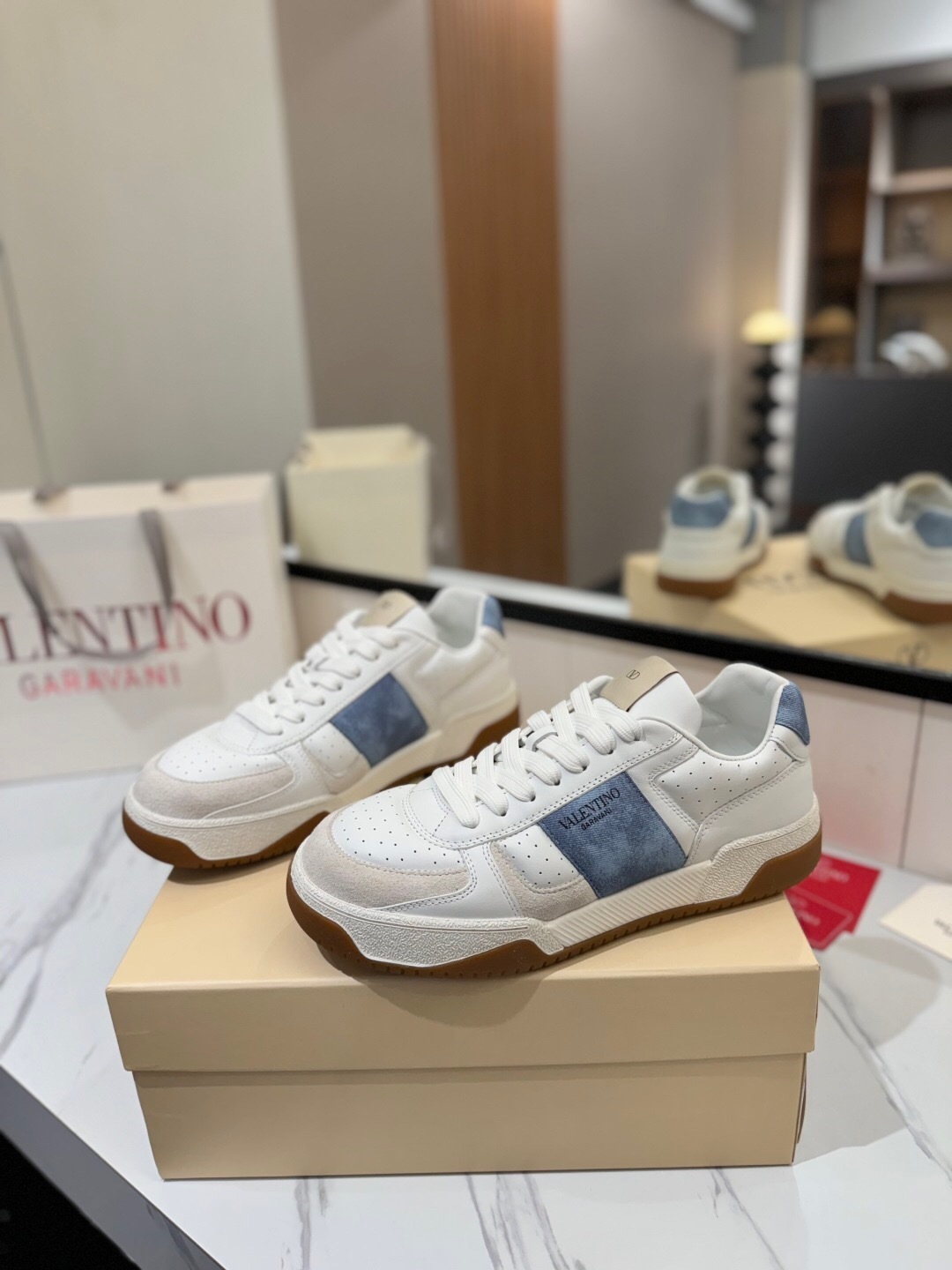 VALENTINO 2025 SS Casual Sneakers with Large V Velcro Strap - AS00370