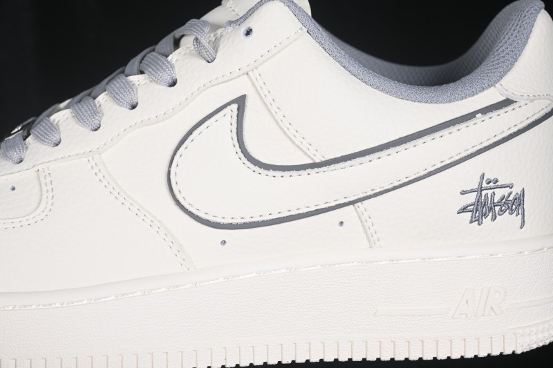 Nike Air Force 1 '07 Low Basketball Shoes with Full-Length Air Cushion - MM3399-828