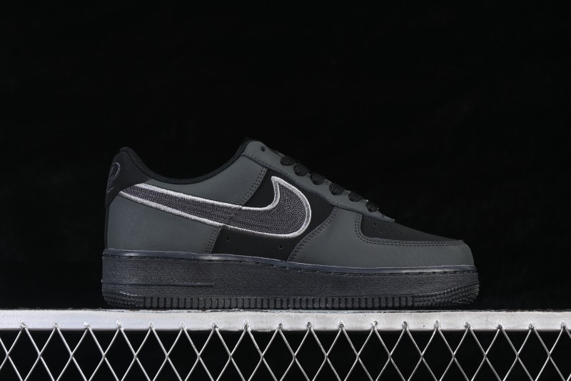 Nike Air Force 1 '07 Low Basketball Shoes with Classic Leather Design - IB6842-002