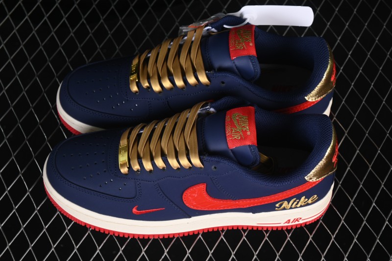 Nike Air Force 1 '07 Low Basketball Sneakers with Classic Design and Metallic Accents - NH0601-529
