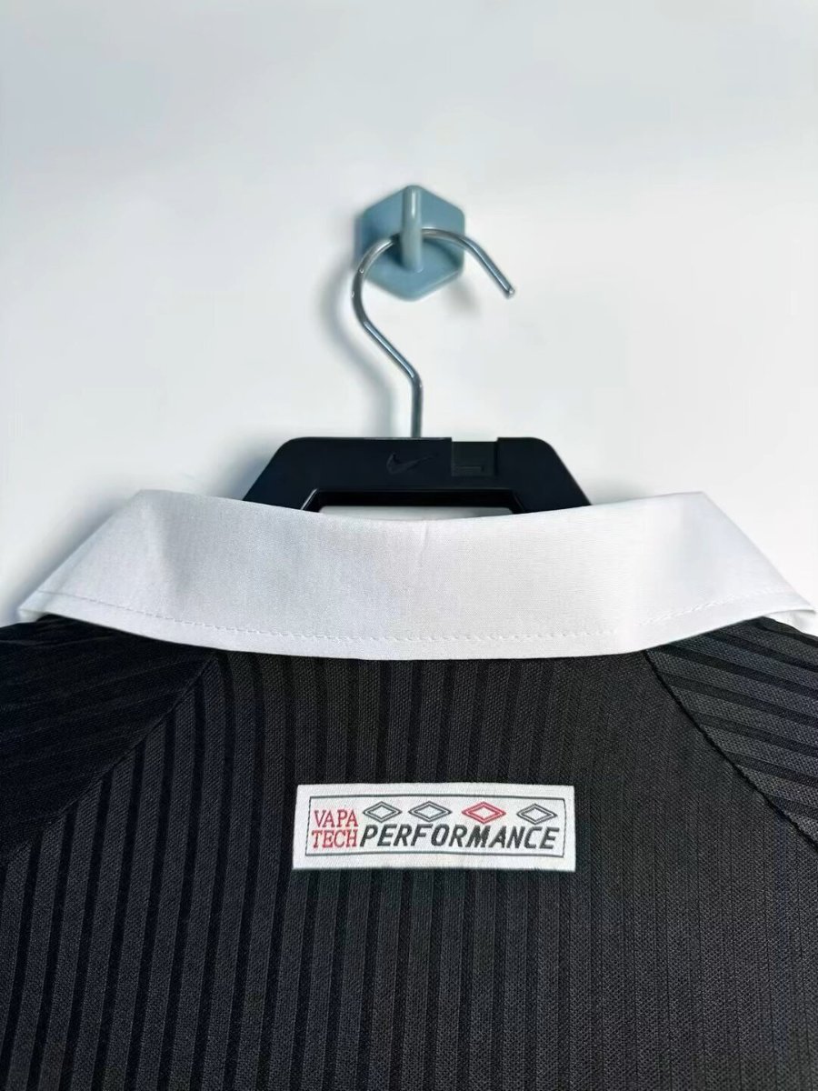 Retro 1997/99 England Black & Red Away Jersey