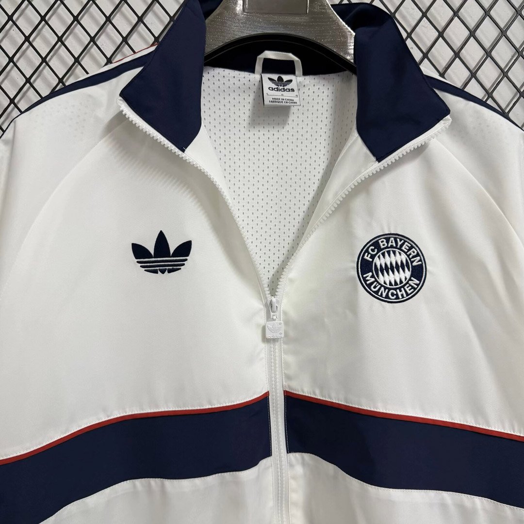 26/27 Bayern Munich White Full Zipper Windbreaker Jacket
